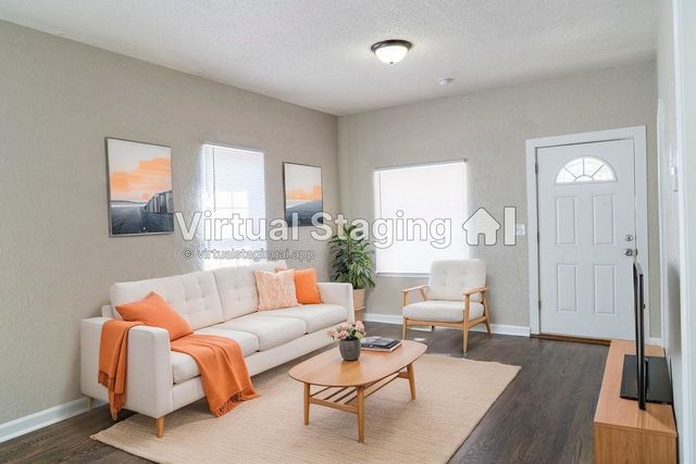 710 S Glenn St, Wichita, KS 67213