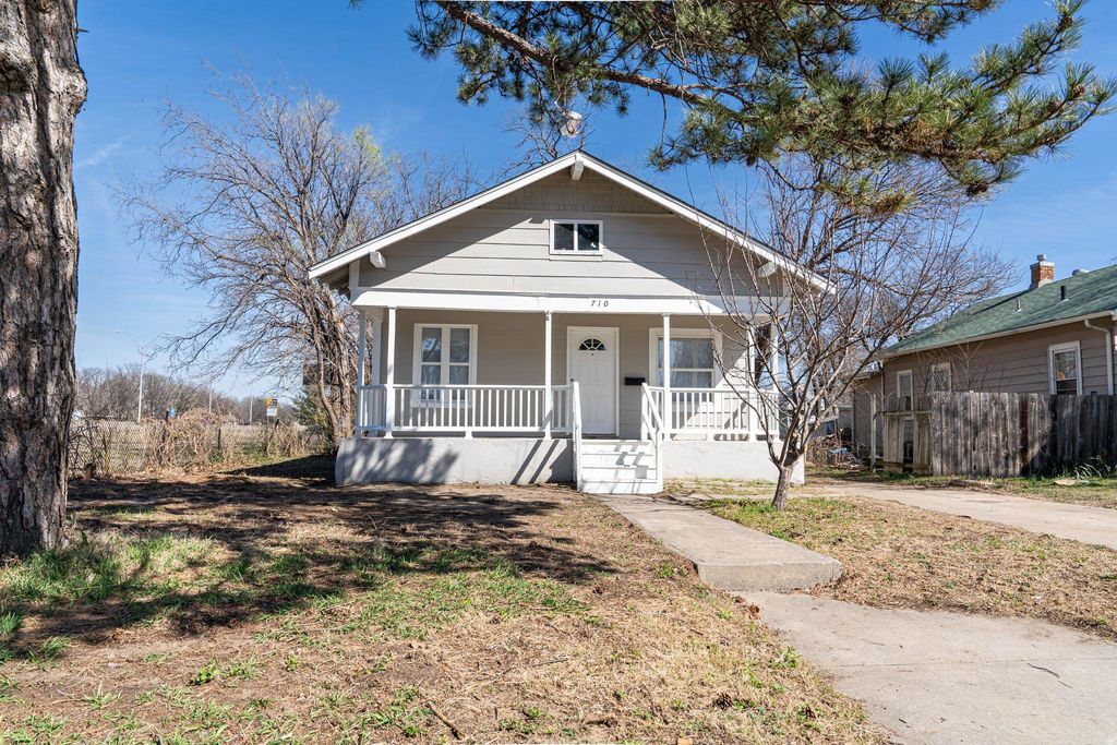 710 S Glenn St, Wichita, KS 67213