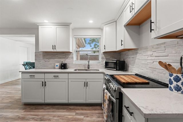 4821 MANOR DRIVE, New Port Richey, FL 34652