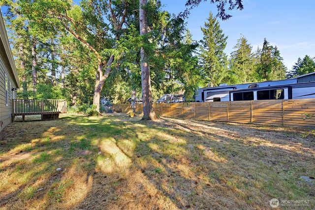 19718 14th Street NW, Lakebay, WA 98349