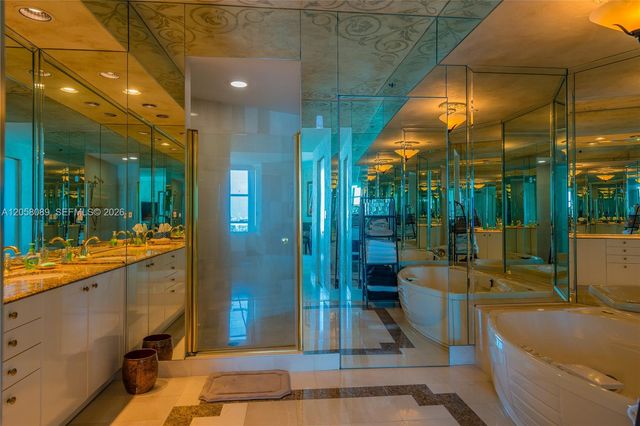 300 S Pointe Dr 1504, Miami Beach, FL 33139