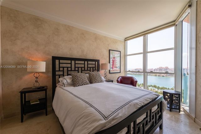 300 S Pointe Dr 1504, Miami Beach, FL 33139