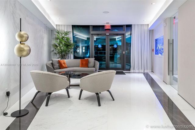 300 S Pointe Dr 1504, Miami Beach, FL 33139