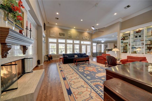 851 Elm Drive, Brenham, TX 77833