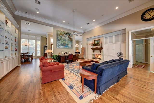 851 Elm Drive, Brenham, TX 77833
