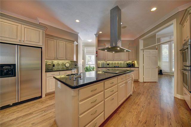 851 Elm Drive, Brenham, TX 77833