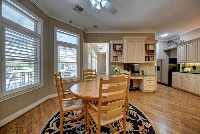 851 Elm Drive, Brenham, TX 77833