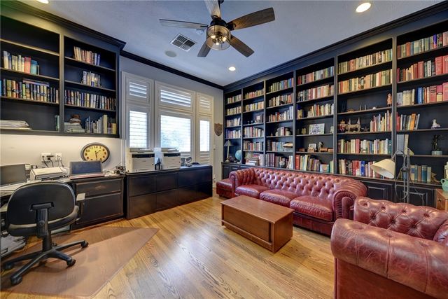 851 Elm Drive, Brenham, TX 77833