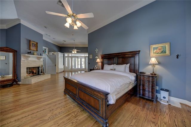 851 Elm Drive, Brenham, TX 77833