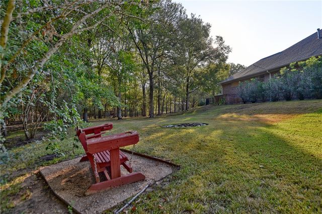 851 Elm Drive, Brenham, TX 77833