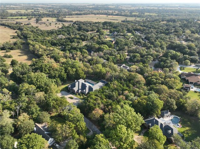 851 Elm Drive, Brenham, TX 77833