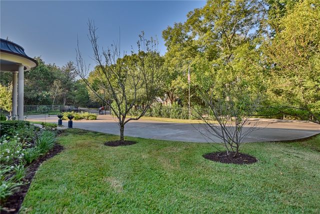 851 Elm Drive, Brenham, TX 77833
