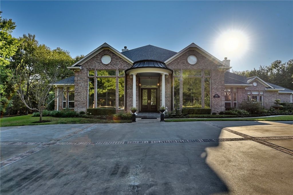 851 Elm Drive, Brenham, TX 77833 — photo 2