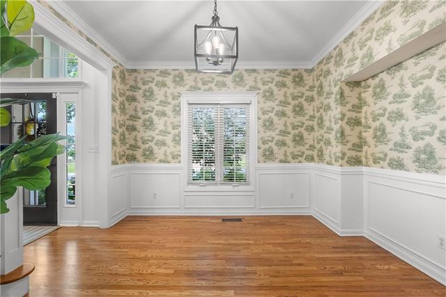 1041 SW Ellis Drive, Lee's Summit, MO 64081