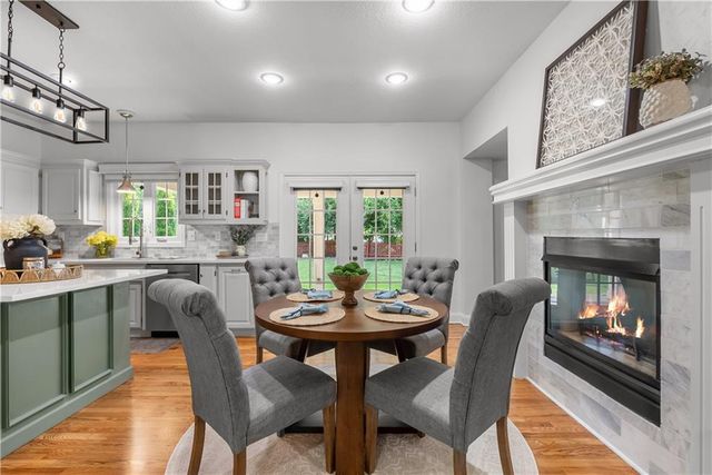 1041 SW Ellis Drive, Lee's Summit, MO 64081