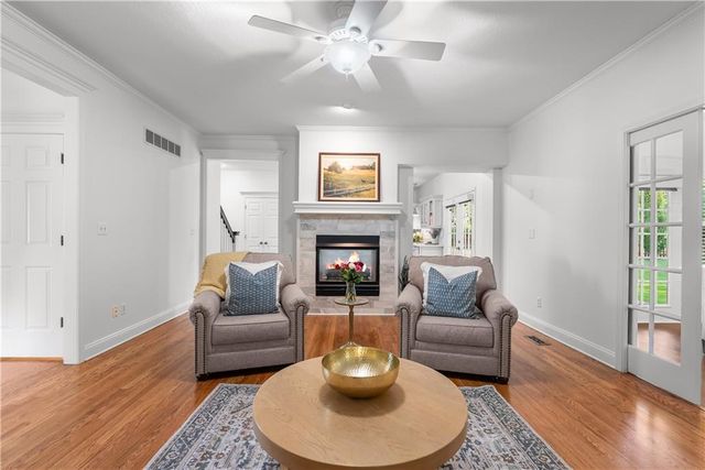 1041 SW Ellis Drive, Lee's Summit, MO 64081