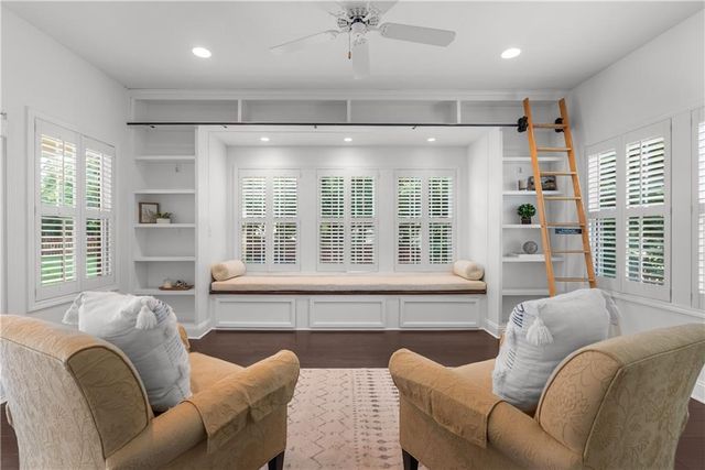 1041 SW Ellis Drive, Lee's Summit, MO 64081