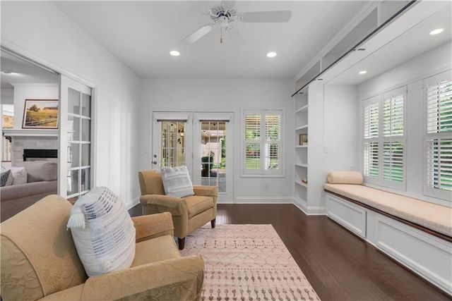 1041 SW Ellis Drive, Lee's Summit, MO 64081