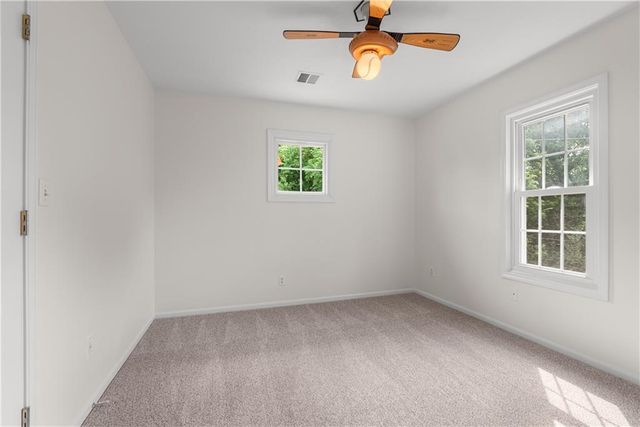 1041 SW Ellis Drive, Lee's Summit, MO 64081