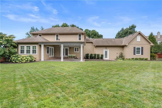 1041 SW Ellis Drive, Lee's Summit, MO 64081