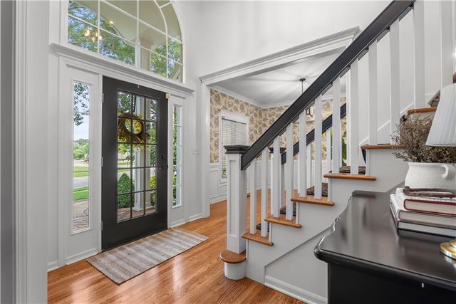 1041 SW Ellis Drive, Lee's Summit, MO 64081