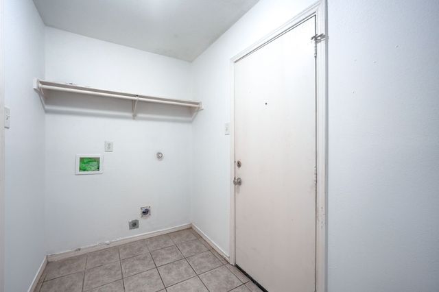 9320 Newhall Street, Dallas, TX 75232