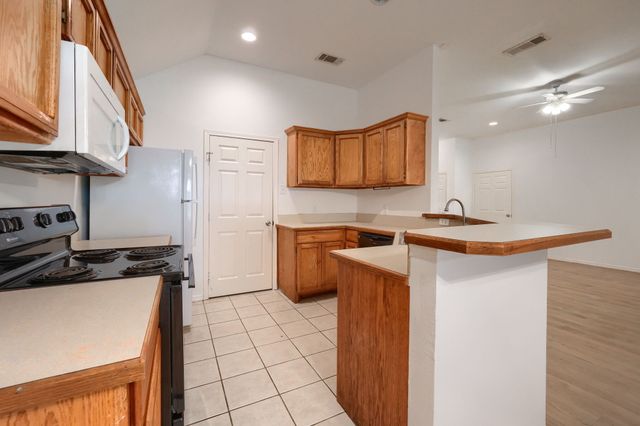 9320 Newhall Street, Dallas, TX 75232