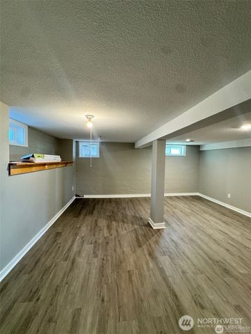 7804 S 128th, Seattle, WA 98178