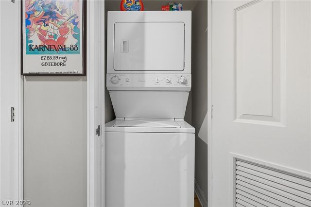 150 LAS VEGAS BLVD N 1114, Las Vegas, NV 89101