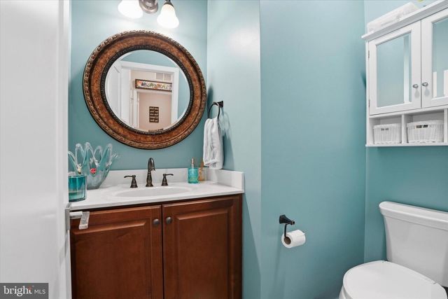 380 HUNTINGTON LN, Ambler, PA 19002