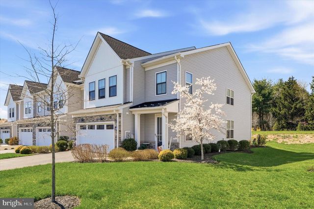 380 HUNTINGTON LN, Ambler, PA 19002