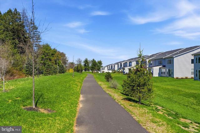 380 HUNTINGTON LN, Ambler, PA 19002