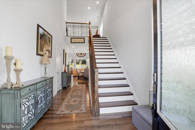 380 HUNTINGTON LN, Ambler, PA 19002