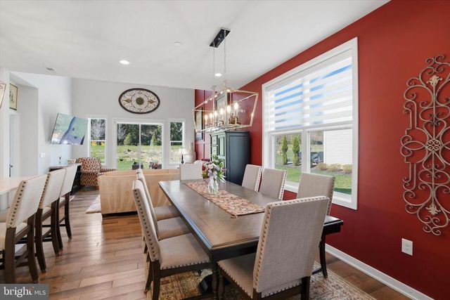 380 HUNTINGTON LN, Ambler, PA 19002