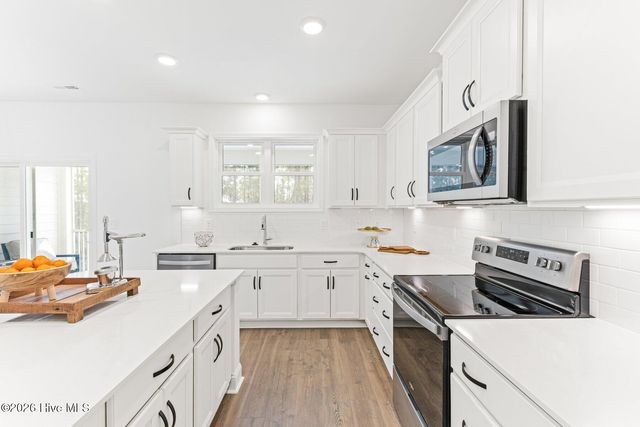 818 Anchors Bend Way, Wilmington, NC 28411