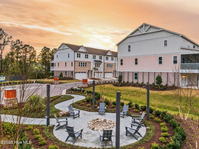 818 Anchors Bend Way, Wilmington, NC 28411