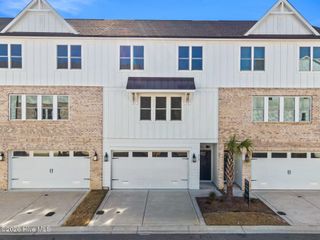 818 Anchors Bend Way, Wilmington, NC 28411
