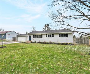 1424 Roosevelt Avenue, Brunswick, OH 44212