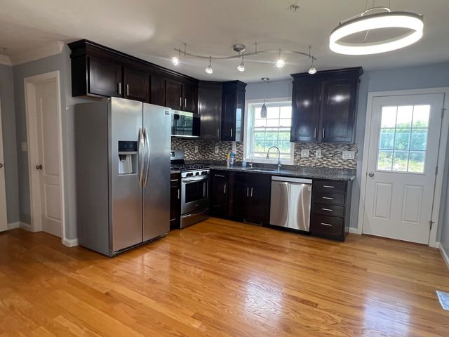 3 Bandon Cir 3, Westford, MA 01886