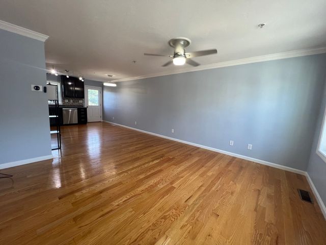 3 Bandon Cir 3, Westford, MA 01886