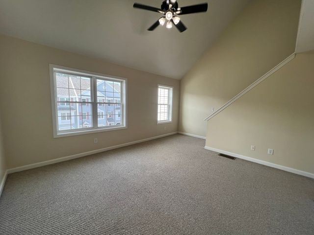 3 Bandon Cir 3, Westford, MA 01886