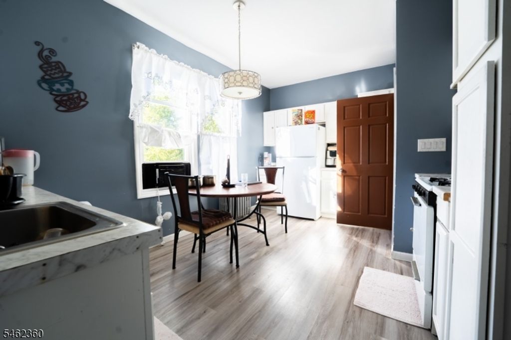 1023 William St, Elizabeth City, NJ 07201 — photo 4