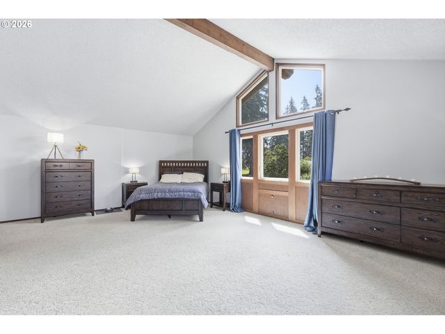 720 Ne 31ST Pl, Canby, OR 97013