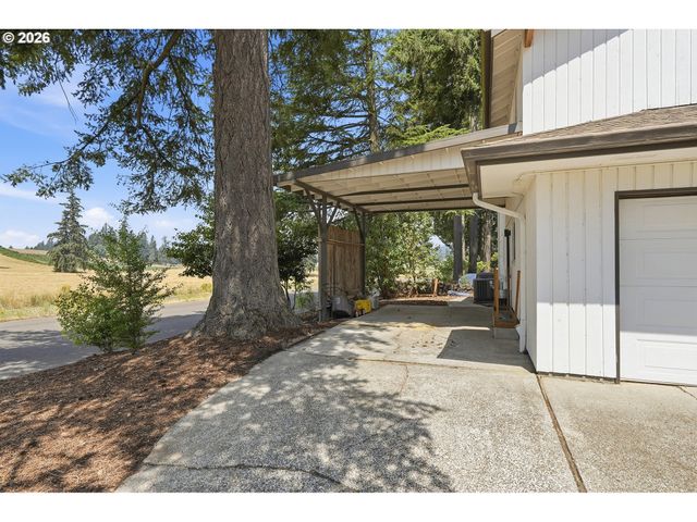 720 Ne 31ST Pl, Canby, OR 97013