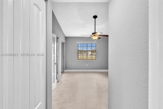 2881 N Oakland Forest Dr 307, Oakland Park, FL 33309