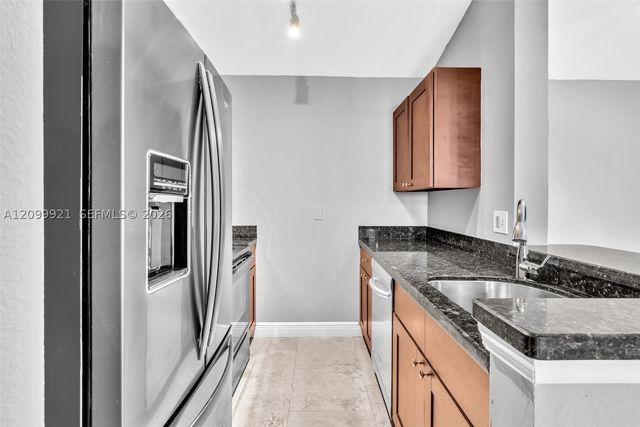 2881 N Oakland Forest Dr 307, Oakland Park, FL 33309