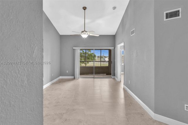2881 N Oakland Forest Dr 307, Oakland Park, FL 33309