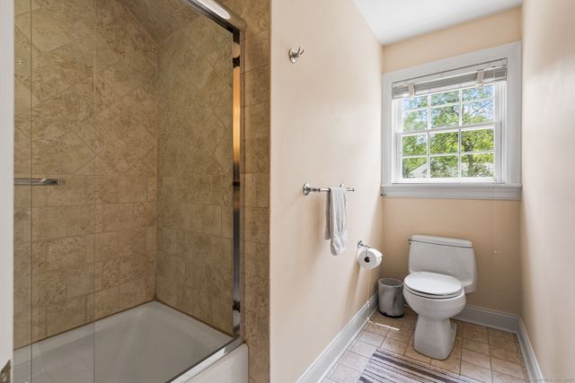 40 Wildwood Road, Stamford, CT 06903