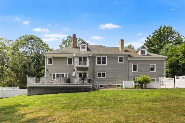 40 Wildwood Road, Stamford, CT 06903