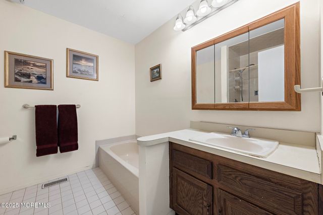 18 Mountain Laurel Lane A, Brielle, NJ 08730